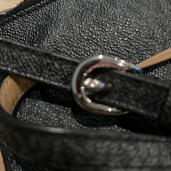 Michael Kors Waist Wallet - Picture 3 of 4